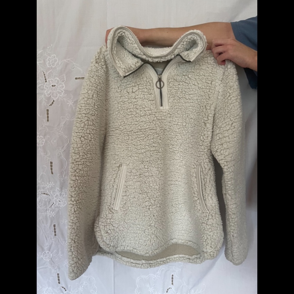 Women’s cream quarter zip sherpa